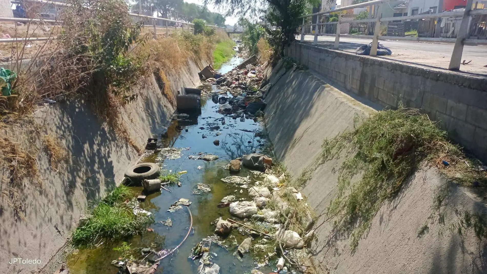 canales sucios-tlajomulco